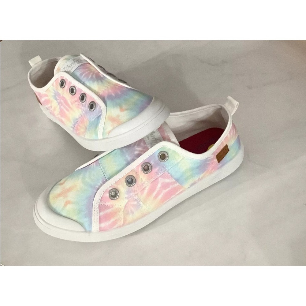 Blowfish Pink and Blue Casual Sneakers - Picture 2 of 5